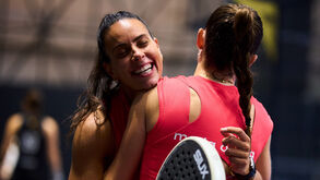 Sofia Araújo e Marta Ortega avançam no Kuwait
