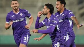 João Mário celebra golo pela Fiorentina