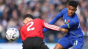 Estêvão e Diogo Dalot no Chelsea-Man. United