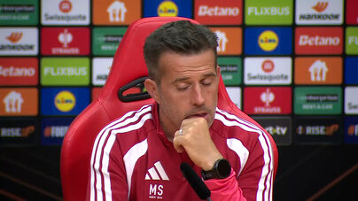 Marco Silva: «Temos vindo a pensar em alguns momentos sobre a posição do Sudakov...»