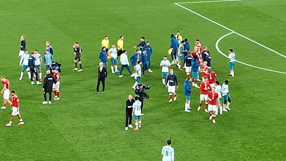 Record capta instantes finais após vitória de Portugal na Dinamarca por 4-2