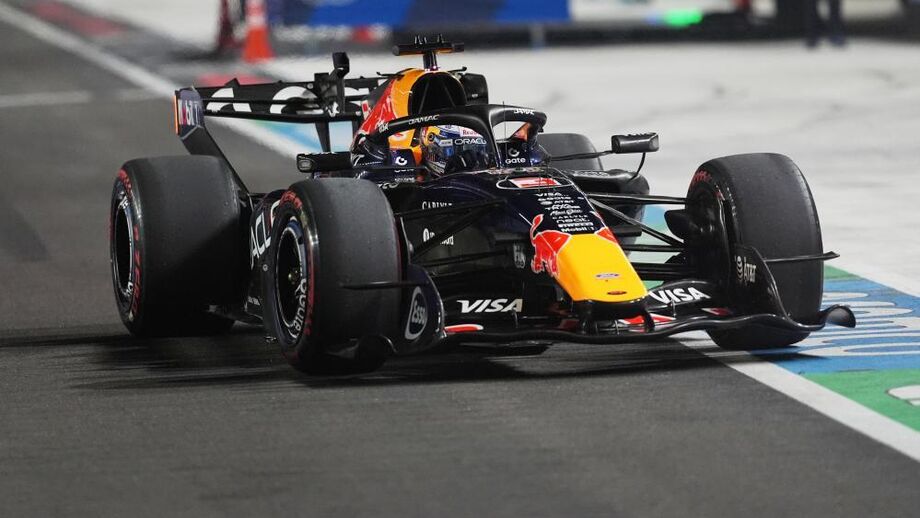 Max Verstappen voou no GP de Singapura