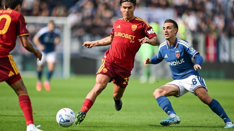 Paulo Dybala ao serviço da Roma diante do Como