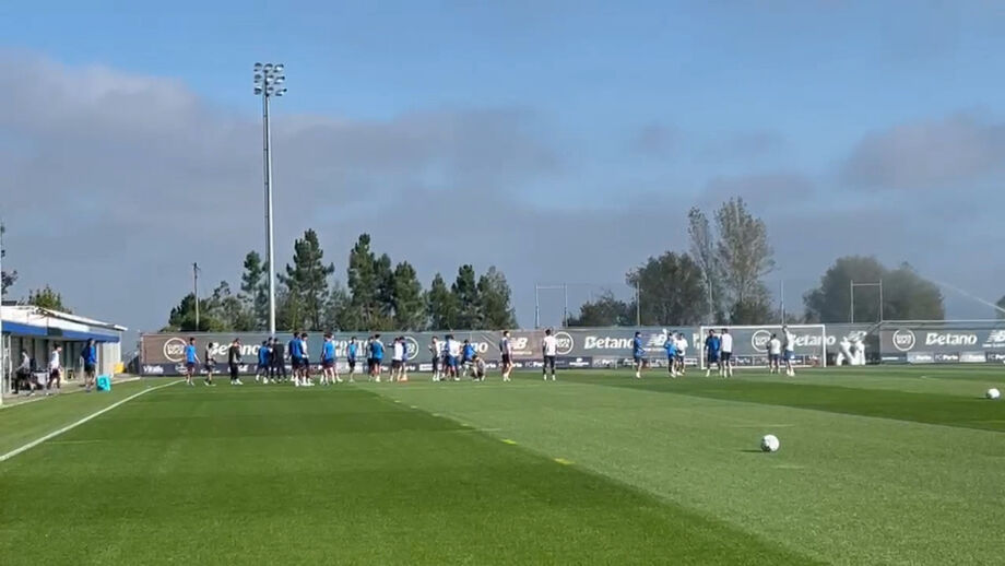 Dragões ruma a Sevilha para disputar 2.ª jornada da fase de liga da Champions