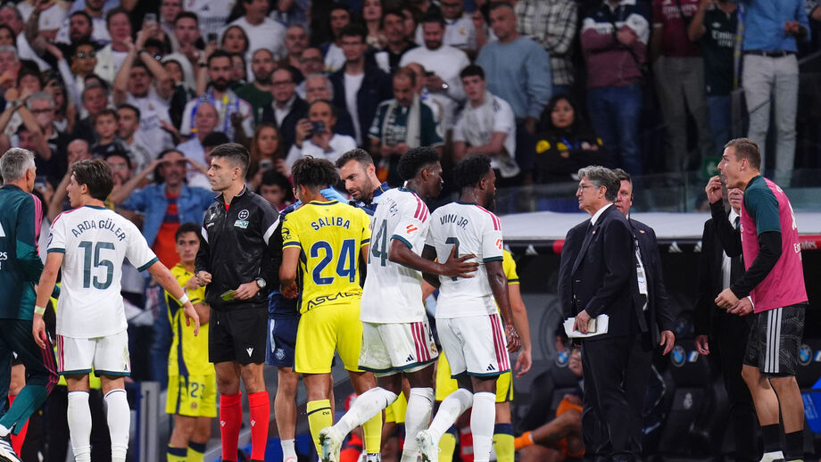 Vinicius foi expulso diante do Villarreal
