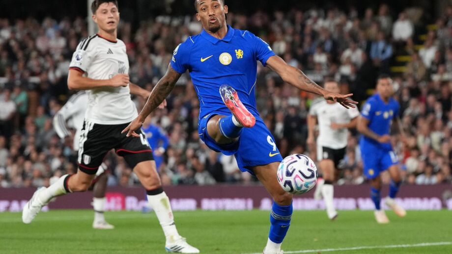 João Pedro ao serviço do Chelsea