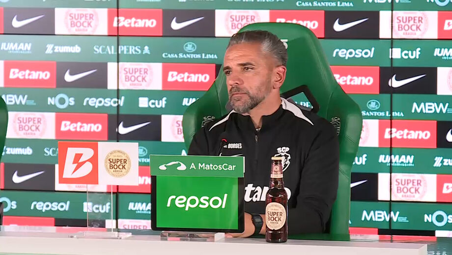 Treinador do Sporting diz que o filho foi "enxovalhado por ser filho de quem é"