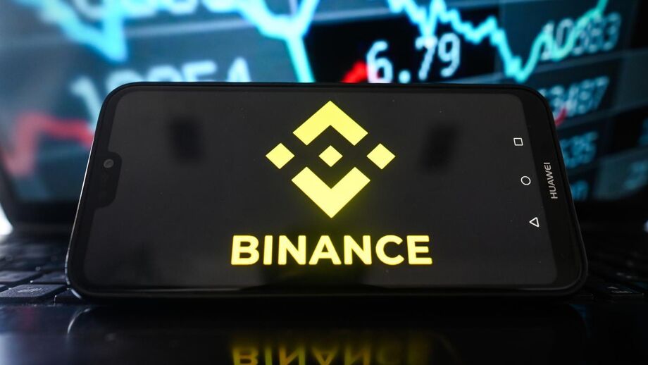 POLAND - 2025/09/02: In this photo illustration, a Binance logo